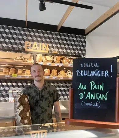 Dégustation de pains et de fromages